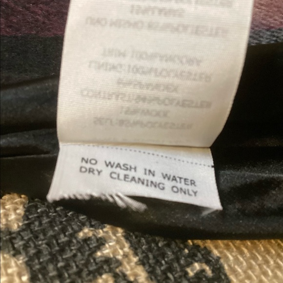 Plaid Coat w/Detachable Angora Collar - Picture 8 of 8